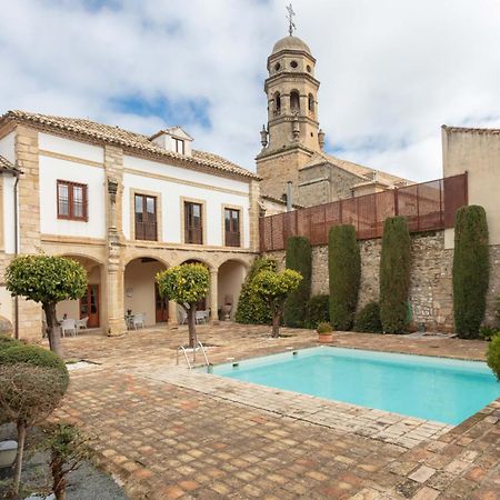 Hotel Puerta De La Luna バエサ エクステリア 写真