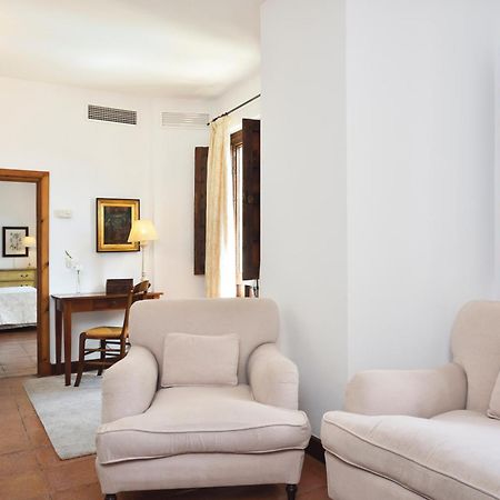 Hotel Puerta De La Luna バエサ エクステリア 写真
