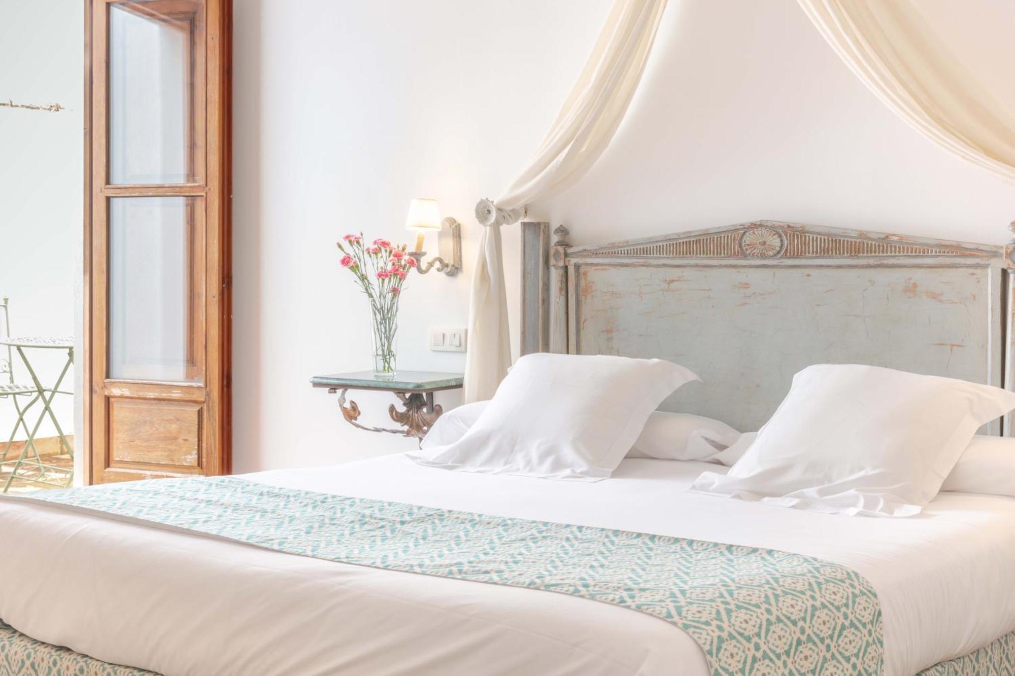 Hotel Puerta De La Luna バエサ エクステリア 写真